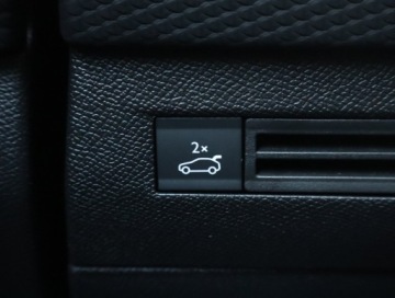 DS 4 II Hatchback 1.2 PureTech 130KM 2023 DS 4 1.2 PureTech, Salon Polska, Serwis ASO, zdjęcie 17