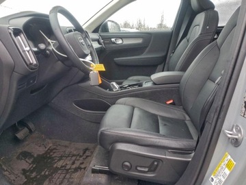 Volvo XC40 2024 Volvo XC 40 Ultimate 2024 2.0 Benzyna 247KM, zdjęcie 7