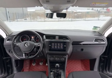 Volkswagen Tiguan II SUV 2.0 TDI 150KM 2018 Volkswagen Tiguan 2.0 TDI 150 KM 2018r Bezwypadkowy Warszawa 2.0, zdjęcie 6