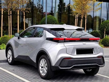 Toyota C-HR II SUV 1.8 Hybrid 140KM 2025 Od ręki - Comfort 1.8 Hybrid 140KM | Tempomat adaptacyjny!, zdjęcie 4