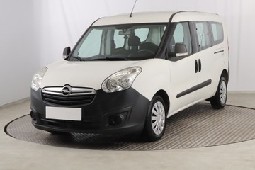 Opel Combo D Tour 1.6 CDTI 105KM 2015 Opel Combo 1.6 CDTI, Klima, Parktronic, zdjęcie 1
