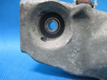 ПОЛКА ЗАДНЯЯ НИЖНЯЯ ПОВОРОТНАЯ РЫЧАГ КРЕПЛЕНИЕ PIAGGIO MP3 400