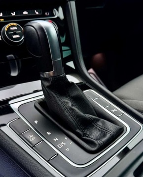 Volkswagen Golf VII Hatchback 3d Facelifting 1.5 TSI ACT 150KM 2018 Volkswagen Golf R-LINE maxton design AUTOMAT DSG full LED plywajace kierun, zdjęcie 24