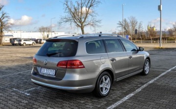 Volkswagen Passat B7 Limousine 1.4 TSI EcoFuel 150KM 2012 Volkswagen Passat Skory Bezwypadkowy 1.4 Benzyna 150KM, zdjęcie 3