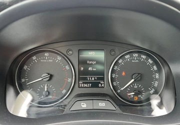 Skoda Roomster Mikrovan Facelifting 1.2 TSI 105KM 2010 Skoda Roomster 1.2TSI 105KM Panorama Klimatr.AluZima Parktr.Temp.Komp.Fakt, zdjęcie 18