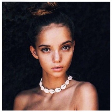 ЧОКЕР колье ИЗ РАКУШЕК, белые РАКУШКИ