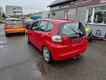 Honda Jazz III 1.2 i-VTEC 90KM 2008 Honda Jazz 1.2 Benzyna 90 KM, Klimatyzacja, Dwa, zdjęcie 2