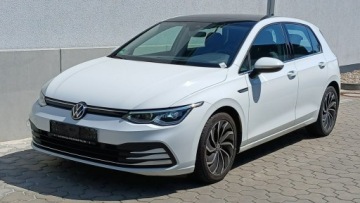Volkswagen Golf VIII Hatchback 1.5 TSI EVO 150KM 2022 Volkswagen Golf Matrix IQ Light / Virtual / Panora, zdjęcie 8