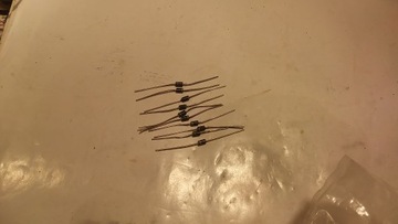 ВЫПРЯМИТЕЛЬНЫЙ ДИОД BYP 401 - 100 Unitra CEMI