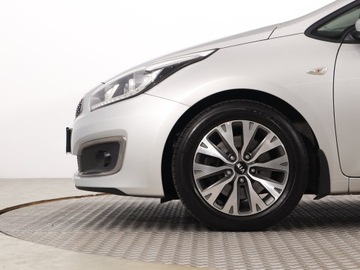 Kia Ceed II Kombi Facelifting 1.6 CRDi 110KM 2018 Kia Ceed 1.6 CRDi, Salon Polska, Navi, Klima, zdjęcie 14