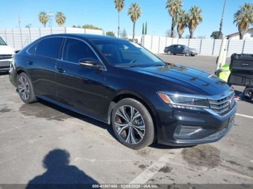 Volkswagen Passat B8 2021 Volkswagen Passat 2021 VOLKSWAGEN PASSAT 2.0T SE 2.0 Benzyna 174KM, zdjęcie 1