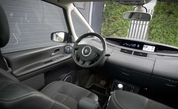 Renault Espace IV 2012 Renault Grand Espace Renault Grand Espace 2.0 dCi 175 FAP Initiale 2.0, zdjęcie 23