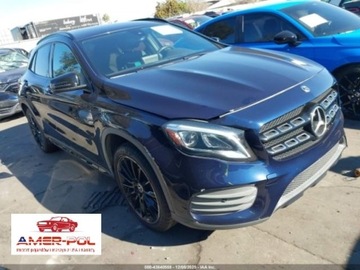 Mercedes GLA I 2018 Mercedes-Benz GLA GLA 250, od ubezpieczalni 2.0 Benzyna 208KM