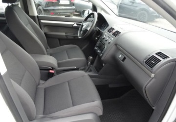 Volkswagen Touran II 1.2 105KM 2014 Volkswagen Touran 1.2 TSI 105KM 7 Foteli Serwis Oplacony Super Stan, zdjęcie 16