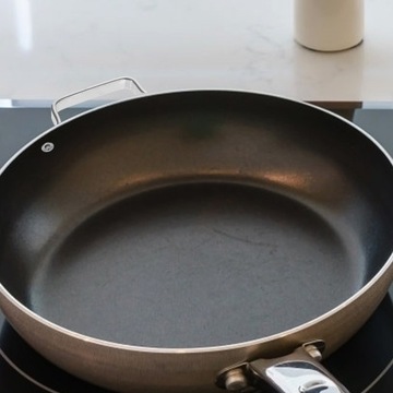 РУЧКА КРЫШКИ КАСТРЮЛИ ИЗ НЕРЖАВЕЮЩЕЙ СТАЛИ (МАЛЕНЬКИЕ УШИ*2, РУЧКА КРЫШКИ*1)