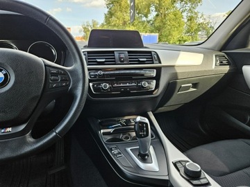 BMW Seria 1 F20-F21 2018 BMW 118 2,0 diesel 150KM automat, zdjęcie 10