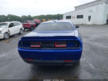 Dodge Challenger III 2021 Dodge Challenger 2021 Dodge Challenger SXT RWD 3.6 Benzyna 305KM, zdjęcie 5