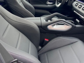 Mercedes GLE V167 SUV Plug-In Facelifting 2.0 350de 333KM 2025 GLE 350 de 4-Matic AMG Line 2.0 (333KM) 2025, zdjęcie 9