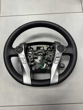 4× PRIUS III PLUS VOLANT MULTIFUNKČNÍ