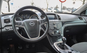 Opel Insignia I Sports Tourer 2.0 CDTI ECOTEC 130KM 2012 Opel Insignia 2,0CDTI 2012 r. 2.0 Diesel 130KM, zdjęcie 8
