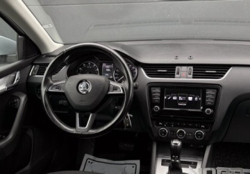 Skoda Octavia III Scout 1.8 TSI 180KM 2016 Skoda Octavia Bezwypadkowa, FV23, 4x4, DSG, KredytowanieLeasing, gwarancja, zdjęcie 11