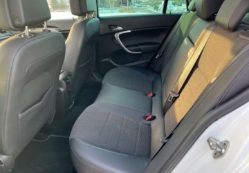 Opel Insignia I Sports Tourer 2.0 CDTI ECOTEC 130KM 2010 Opel Insignia 2,0 Diesel 130 KM, Full Opcja 2.0 Diesel 130KM, zdjęcie 12