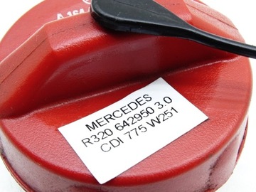 ZÁCPA  PLNĚNÍ PALIVA DIESEL ČERVENÝ MERCEDES ML W164 R W251 A1644700130