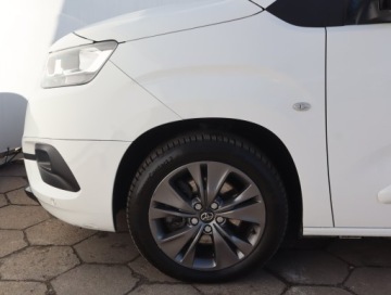 Toyota 2021 Toyota ProAce City Verso 1.5 D-4D, Salon Polska, zdjęcie 12