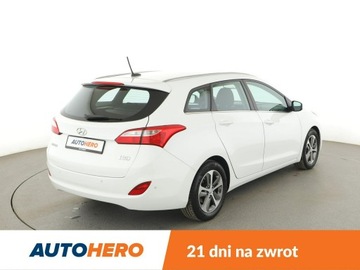 Hyundai i30 II Wagon Facelifting 1.6 CRDi 136KM 2015 Hyundai i30 1.6 CRDi Blue Klimatronik Nawigacja, zdjęcie 6