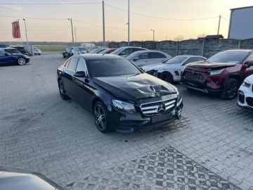 Mercedes Klasa E W213 Kombi 3.0 350d 258KM 2018 Mercedes E 350 AMG Line Skóra Kamery360 Pamięć, zdjęcie 1