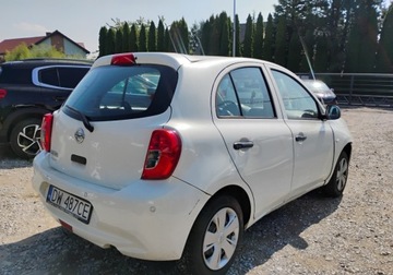 Nissan Micra IV Hatchback 5d Facelifting 1.2 80KM 2015 Nissan Micra 2015r, 1.2 Benzyna. Lekko uszkodzony prawy przod i lewy tyl., zdjęcie 3