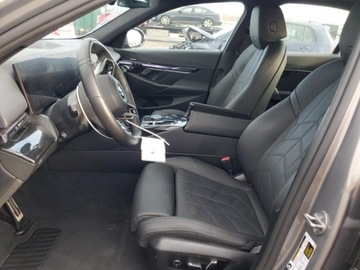 BMW Seria 5 G90-91 2024 BMW Seria 5 540 xi, 2024r., 4x4, 3.0L 3.0 Benzyna 375KM, zdjęcie 7