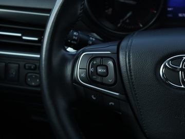 Toyota Avensis III Wagon Facelifting 2015 2.0 D-4D 143KM 2017 Toyota Avensis 2.0 D-4D, Salon Polska, Skóra, zdjęcie 14