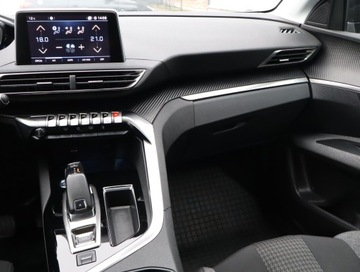 Peugeot 3008 II Crossover 1.2 PureTech 130KM 2020 Peugeot 3008 1.2 PureTech, Salon Polska, zdjęcie 7