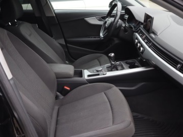 Audi A4 B9 Limousine 2.0 TDI 122KM 2017 Audi A4 2.0 TDI, Navi, Xenon, Bi-Xenon, Klima, zdjęcie 8