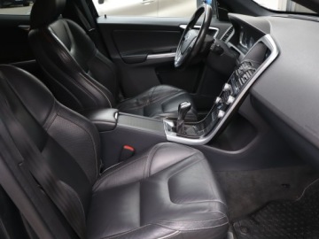 Volvo XC60 I SUV Facelifting 2.0 D3 DRIVE-E 150KM 2015 Volvo XC60 D3, Skóra, Navi, Klima, Klimatronic, zdjęcie 8