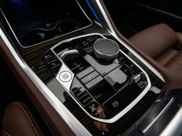 BMW X6 G06 SUV Facelifting 3.0 40i 381KM 2023 xDrive40i (381KM) M Sport | Dach panoramiczny + Kamera 360, zdjęcie 18
