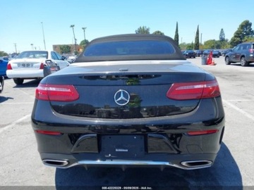 Mercedes Klasa E W213 2018 Mercedes-Benz Klasa E 2018 MERCEDES-BENZ E 400 3.0 Benzyna 329KM, zdjęcie 6