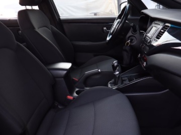 Kia Carens IV Minivan 1.7 VGT CRDI 136KM 2013 Kia Carens 1.7 CRDi, Salon Polska, Klima, zdjęcie 8