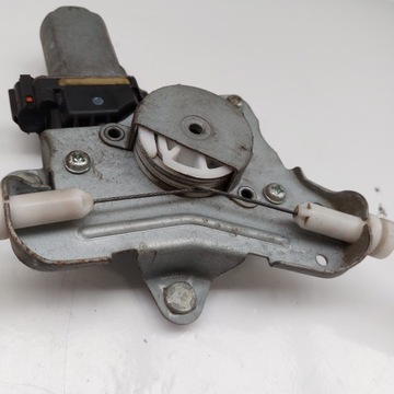 SSANGYONG KORANDO 3 III ZVEDÁK OKNO PRAVÝ ZADNÍ 98840-CZ010