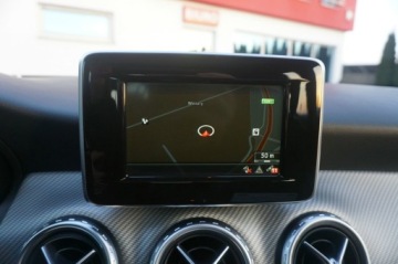 Mercedes GLA I Off-roader 1.6 200 156KM 2014 Mercedes Benz gla GLA200 navi panorama klimatronic 156KM, zdjęcie 9