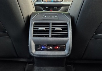 Volkswagen Passat B8 Variant Facelifting 1.5 TSI EVO 150KM 2025 Volkswagen Passat Variant 1.5eTSI 150KM DSG Business Kamera360 HAK Masaz I, zdjęcie 17