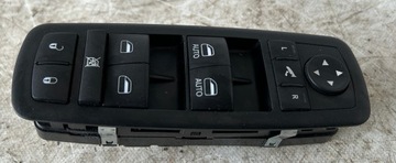 PANEL SZYB LEWY PRZÓD LANCIA THEMA FIAT FREMONT 11- 56046826AC