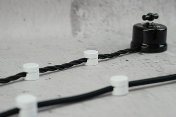 Белый плетеный держатель шнура 3х1,5 6-11мм