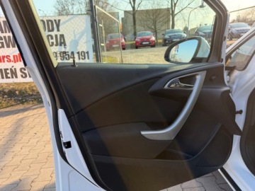 Opel Astra H Hatchback 5d 1.4 TWINPORT ecoFLEX 90KM 2011 Opel Astra ZAMIEŃ swoje auto zostaw w rozliczeniu – Dowóz pod dom, zdjęcie 12