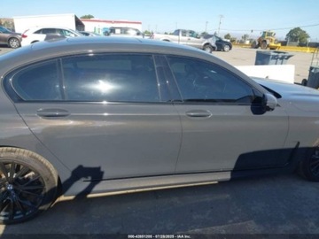 BMW Seria 7 G70 2022 BMW Seria 7 2022 BMW 7 Series 740i Sedan 3.0 Benzyna 335KM, zdjęcie 5