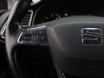 Seat Leon III ST 1.6 TDI CR 105KM 2015 Seat Leon 1.6 TDI, Salon Polska, Serwis ASO, zdjęcie 17