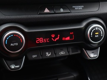 Kia Stonic I Crossover Facelifting 1.0 T-GDI 100KM 2021 Kia Stonic 1.0 T-GDI, Salon Polska, 1. Właściciel, zdjęcie 14