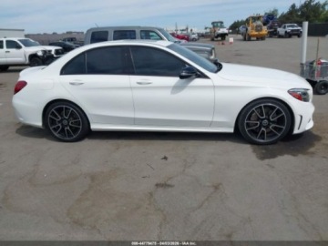 Mercedes Klasa C W205 2019 Mercedes-Benz Klasa C MERCEDES-BENZ C 300 2.0 Benzyna 255KM, zdjęcie 1