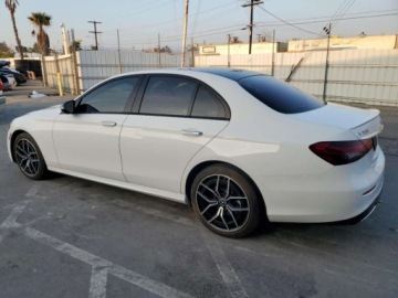 Mercedes Klasa E W214 2023 Mercedes-Benz Klasa E 350 2023 2.0l 2.0 Benzyna 255KM, zdjęcie 1